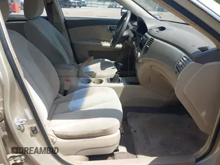2008 Kia Optima LX z VIN KNAGE123085250587, wystawiony jako IAAI lot #42171570 z przebiegiem 223 838 mil mil oraz . Historia ofert i sprzedaży dostępna na DreamBid. Obrazek 5.
