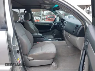 2008 Toyota 4Runner SR5 with VIN JTEZU14R488093169, listed as a IAAI auction lot 41456205 with 178,736 mi miles. Bid and sale history available at carsss.com. Image 5.