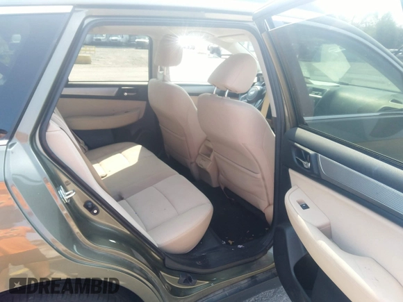2019 Subaru Outback Premium z VIN 4S4BSAHC8K3258495, wystawiony jako IAAI lot #36623202 z przebiegiem 35 684 mil mil oraz . Historia ofert i sprzedaży dostępna na DreamBid. Obrazek 8.