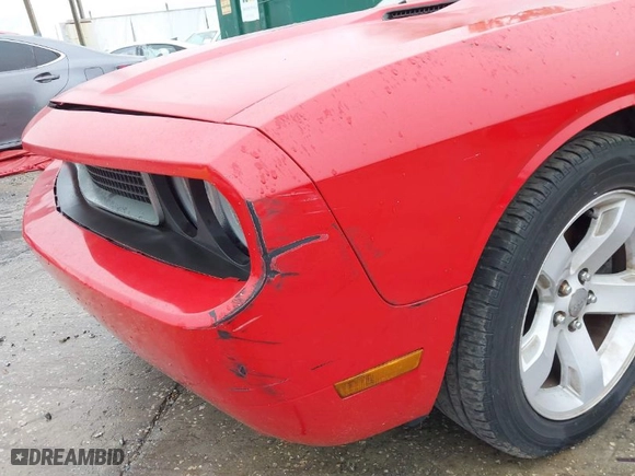 2014 Dodge Challenger SXT with VIN 2C3CDYAG5EH184841, listed as a IAAI auction lot 41759913 with 109,803 mi miles. Bid and sale history available at carsss.com. Image 6.