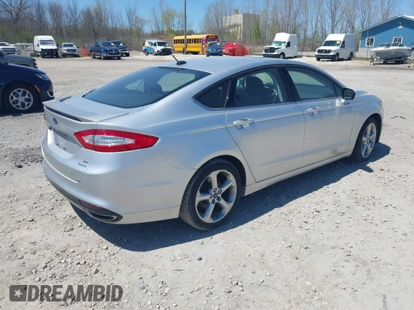 2015 Ford Fusion SE with VIN 3FA6P0H96FR135457, listed as a IAAI auction lot 42213144 with 158,151 mi miles and . Bid and sale history available at DreamBid. Image 4.