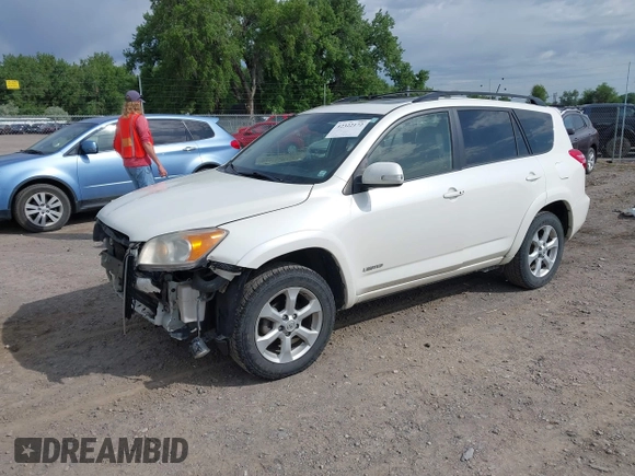 2012 Toyota RAV4 Limited z VIN JTMDF4DV5C5058092, wystawiony jako IAAI lot #42322172 z przebiegiem 216 601 mil mil oraz . Historia ofert i sprzedaży dostępna na DreamBid. Obrazek 2.