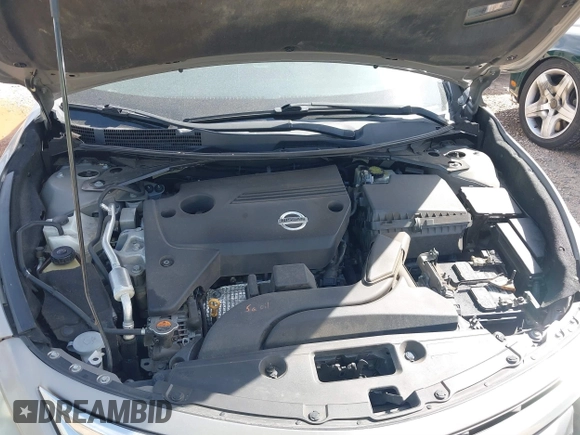 2014 Nissan Altima SV with VIN 1N4AL3AP5EC328776, listed as a IAAI auction lot 41835169 with 182,753 mi miles and . Bid and sale history available at DreamBid. Image 10.