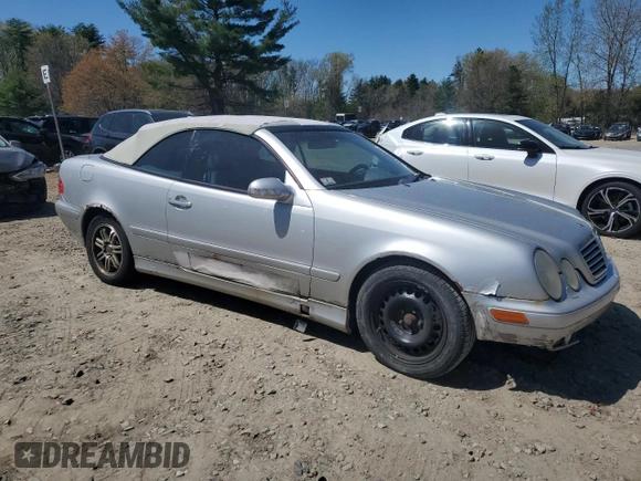 2003 Mercedes-Benz CLK 320 with VIN WDBLK65G23T135725, listed as a Copart auction lot 54460475 with 188,136 mi miles and Clean Title. Bid and sale history available at carsss.com. Image 4.