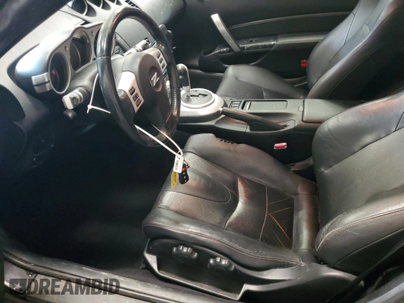 2008 Nissan 350Z z VIN JN1BZ34DX8M706512, wystawiony jako Copart lot #59040615 z przebiegiem 59 678 mil mil oraz Czysty tytuł • Clean title. Historia ofert i sprzedaży dostępna na DreamBid. Obrazek 7.