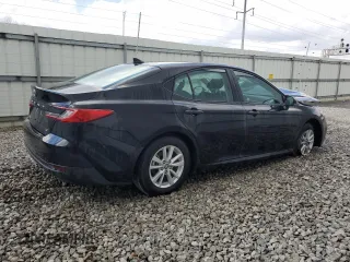 2025 Toyota Camry LE with VIN 4T1DAACK2SU569196, listed as a Copart auction lot 52728325 with Not Provided miles and Salvage Title. Bid and sale history available at carsss.com. Image 3.