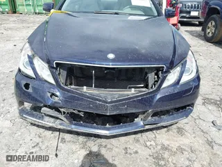 2011 Mercedes-Benz E-Class E 350 with VIN WDDKJ5GB6BF077956, listed as a IAAI auction lot 40459053 with 65,199 mi miles. Bid and sale history available at carsss.com. Image 13.