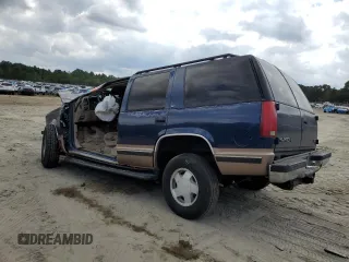 1998 GMC Yukon with VIN 1GKEK13R8WJ722890, listed as a Copart auction lot 72904114 with 243,711 mi miles and Salvage Title. Bid and sale history available at carsss.com. Image 2.