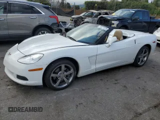 2009 Chevrolet Corvette with VIN 1G1YY36W295105043, listed as a Copart auction lot 50271875 with 8,865 mi miles and Salvage Title. Bid and sale history available at carsss.com. Image 1.