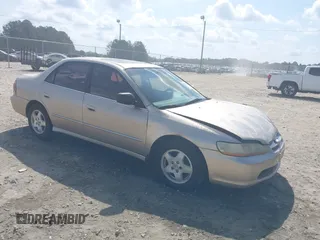 2000 Honda Accord EX z VIN 1HGCG165XYA029725, wystawiony jako IAAI lot #42160162 z przebiegiem 281 955 mil mil oraz . Historia ofert i sprzedaży dostępna na DreamBid. Obrazek 1.