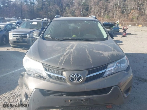 2015 Toyota RAV4 LE with VIN 2T3BFREV4FW280204, listed as a IAAI auction lot 41214322 with 172,140 mi miles. Bid and sale history available at carsss.com. Image 12.