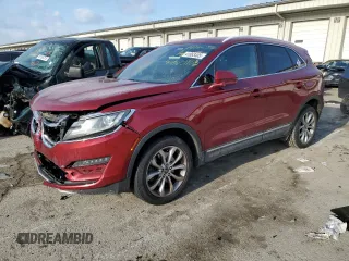 2016 Lincoln MKC Select with VIN 5LMCJ2D98GUJ28108, listed as a Copart auction lot 41863405 with 131,871 mi miles and Salvage Title. Bid and sale history available at DreamBid. Image 1.