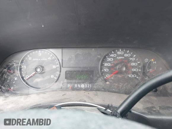 2006 Ford F-250 XL с VIN 1FTSW215X6EC63928, выставлен на аукционе IAAI как лот 42803721 с пробегом 132 695 миль миль и . История ставок и продаж доступна на DreamBid. Изображение 7.