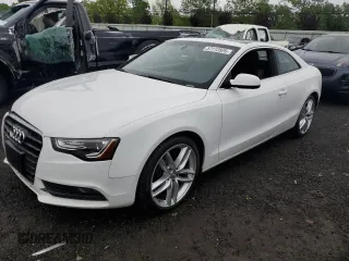 2013 Audi A5 Premium Plus z VIN WAULFAFR3DA036589, wystawiony jako Copart lot #57112825 z przebiegiem 154 927 mil mil oraz Szkoda całkowita • Salvage title. Historia ofert i sprzedaży dostępna na DreamBid. Obrazek 1.