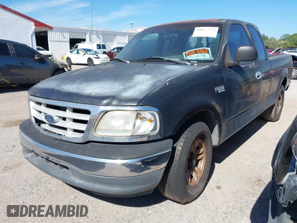 1999 Ford F-150 z VIN 1FTZX1725XKA26611, wystawiony jako IAAI lot #42037812 z przebiegiem Nie podano mil oraz . Historia ofert i sprzedaży dostępna na DreamBid. Obrazek 2.