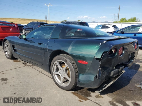 2001 Chevrolet Corvette with VIN 1G1YY22G015107824, listed as a Copart auction lot 70712274 with 85,372 mi miles and Salvage Title. Bid and sale history available at carsss.com. Image 2.