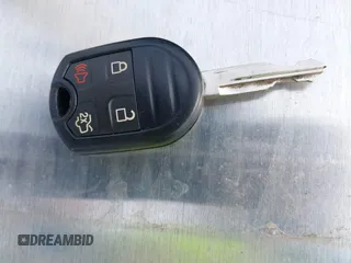 2009 Ford Escape Limited с VIN 1FMCU04G59KA18239, выставлен на аукционе IAAI как лот 42124102 с пробегом 158 981 миль миль и . История ставок и продаж доступна на DreamBid. Изображение 6.