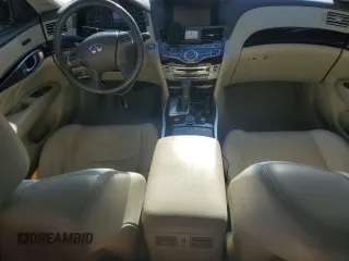 2014 Infiniti M37 with VIN JN1BY1AP2EM260101, listed as a Copart auction lot 82751744 with 142,099 mi miles and Salvage Title. Bid and sale history available at carsss.com. Image 8.