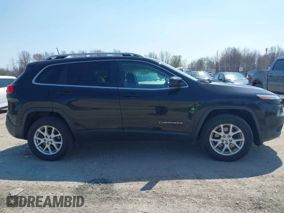 2017 Jeep Cherokee Latitude with VIN 1C4PJMCB4HD234565, listed as a IAAI auction lot 42102106 with 93,556 mi miles and . Bid and sale history available at DreamBid. Image 13.