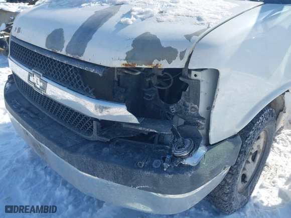 2012 Chevrolet Express Passenger 1LT with VIN 1GAZG1FG0C1150999, listed as a IAAI auction lot 41475070 with 334,911 mi miles. Bid and sale history available at carsss.com. Image 6.