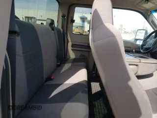 2010 Ford F-250 XL with VIN 1FTSX2B57AEA94424, listed as a Copart auction lot 52592675 with 243,149 mi miles and Salvage title. Bid and sale history available at DreamBid. Image 10.