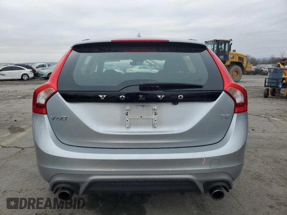 2018 Volvo V60 Dynamic with VIN YV140MEL7J2383656, listed as a Copart auction lot 81124364 with 28,743 mi miles and Salvage Title. Bid and sale history available at carsss.com. Image 6.