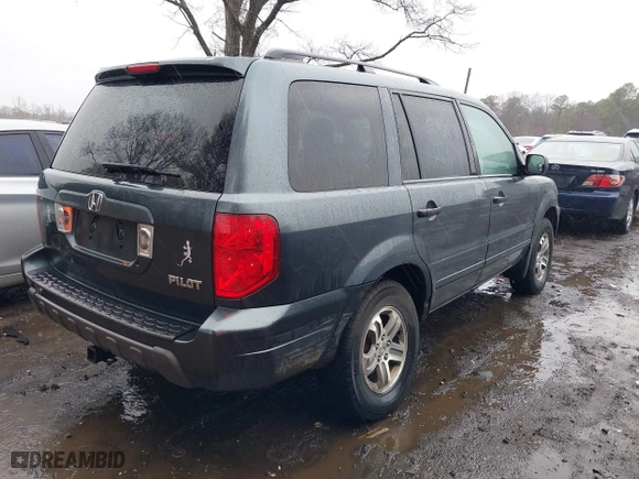 2004 Honda Pilot EX with VIN 5FNYF18594B007026, listed as a IAAI auction lot 41870048 with 234,695 mi miles. Bid and sale history available at carsss.com. Image 4.