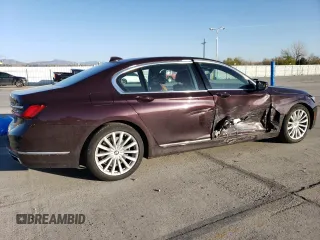 2020 BMW 7 Series with VIN WBA7W4C06LBM70555, listed as a Copart auction lot 52126455 with 37,375 mi miles and Salvage title. Bid and sale history available at DreamBid. Image 3.