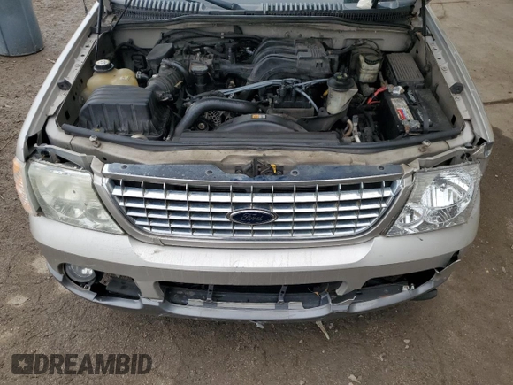 2005 Ford Explorer XLT z VIN 1FMZU63K45UA38225, wystawiony jako Copart lot #51774745 z przebiegiem 263 066 mil mil oraz Nie do naprawy • Non repairable. Historia ofert i sprzedaży dostępna na DreamBid. Obrazek 12.