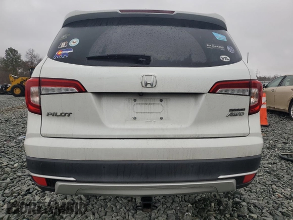 2020 Honda Pilot Touring 8-Passenger with VIN 5FNYF6H95LB053631, listed as a Copart auction lot 47732865 with 67,728 mi miles and Salvage Title. Bid and sale history available at DreamBid. Image 6.