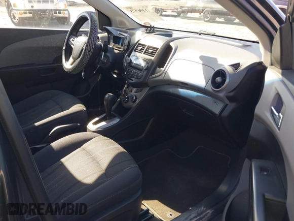 2013 Chevrolet Sonic LT with VIN 1G1JC6SB1D4164944, listed as a IAAI auction lot 41496975 with 96,987 mi miles. Bid and sale history available at carsss.com. Image 5.
