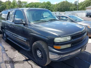 2003 Chevrolet Suburban LT z VIN 3GNEC16Z53G151867, wystawiony jako IAAI lot #42197201 z przebiegiem 245 115 mil mil oraz . Historia ofert i sprzedaży dostępna na DreamBid. Obrazek 1.