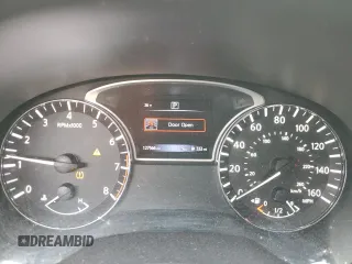2017 Nissan Pathfinder SV z VIN 5N1DR2MN0HC606932, wystawiony jako Copart lot #44925615 z przebiegiem 127 566 mil mil oraz Szkody całkowita. Historia ofert i sprzedaży dostępna na DreamBid. Obrazek 9.