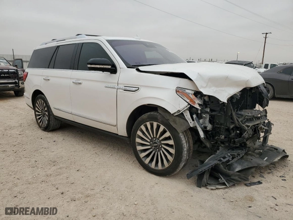 2019 Lincoln Navigator Reserve with VIN 5LMJJ2LT5KEL12736, listed as a Copart auction lot 43811855 with 67,723 mi miles and Salvage Title. Bid and sale history available at carsss.com. Image 4.
