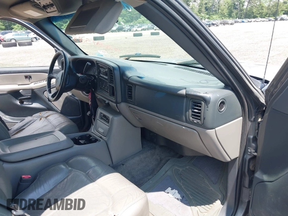 2002 Chevrolet Suburban LT z VIN 1GNFK16Z52J310536, wystawiony jako IAAI lot #42681583 z przebiegiem 197 076 mil mil oraz . Historia ofert i sprzedaży dostępna na DreamBid. Obrazek 5.