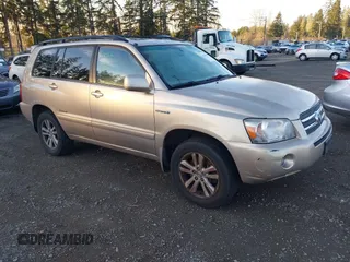 2007 Toyota Highlander Hybrid w/3rd Row with VIN JTEEW21A370045298, listed as a IAAI auction lot 41262679 with 198,474 mi miles. Bid and sale history available at carsss.com. Image 1.