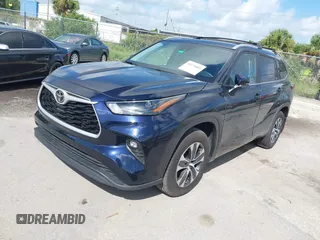 2023 Toyota Highlander L with VIN 5TDKDRBH5PS039744, listed as a IAAI auction lot 42776603 with 15,840 mi miles and . Bid and sale history available at DreamBid. Image 2.
