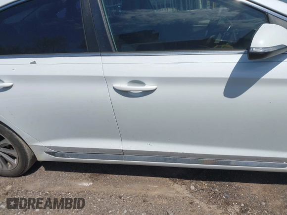 2015 Hyundai Sonata 2.4L Sport with VIN 5NPE34AF5FH094086, listed as a IAAI auction lot 42041499 with 228,527 mi miles. Bid and sale history available at carsss.com. Image 13.