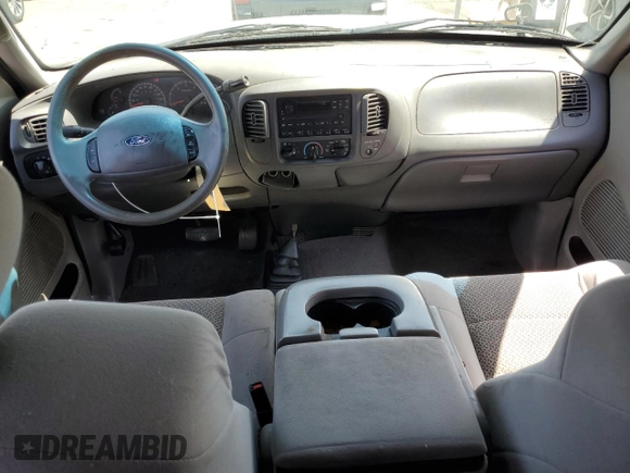 2003 Ford F-150 XL с VIN 1FTRX18WX3NB04083, выставлен на аукционе Copart как лот 58853655 с пробегом Не указан миль и Чистый • Clean title. История ставок и продаж доступна на DreamBid. Изображение 8.