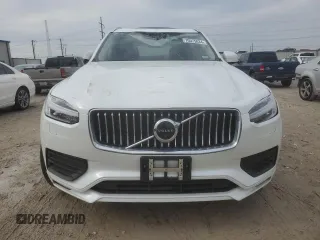 2022 Volvo XC90 Momentum with VIN YV4102CK7N1857251, listed as a Copart auction lot 70075034 with Not Provided miles and Salvage Title. Bid and sale history available at DreamBid. Image 5.