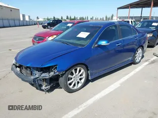 2006 Acura TSX with VIN JH4CL96846C027553, listed as a IAAI auction lot 42109876 with 195,777 mi miles. Bid and sale history available at carsss.com. Image 2.