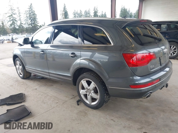 2014 Audi Q7 3.0L TDI Premium with VIN WA1CMAFE7ED017740, listed as a IAAI auction lot 41959691 with 112,521 mi miles. Bid and sale history available at carsss.com. Image 3.