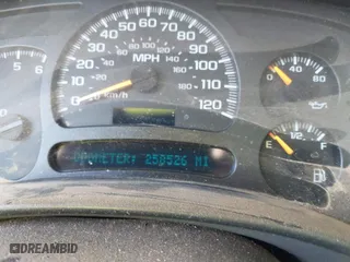 2004 Chevrolet Tahoe LT with VIN 1GNEC13Z74R322902, listed as a IAAI auction lot 41993964 with 258,526 mi miles. Bid and sale history available at carsss.com. Image 7.