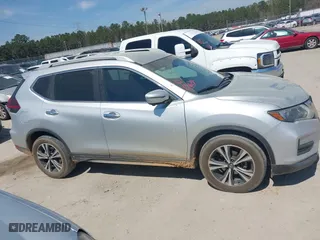 2019 Nissan Rogue SL with VIN 5N1AT2MT8KC761268, listed as a IAAI auction lot 41833181 with 108,687 mi miles. Bid and sale history available at carsss.com. Image 13.