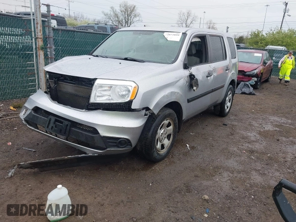 2015 Honda Pilot LX with VIN 5FNYF4H21FB020315, listed as a IAAI auction lot 42072899 with Not Provided miles and . Bid and sale history available at carsss.com. Image 2.