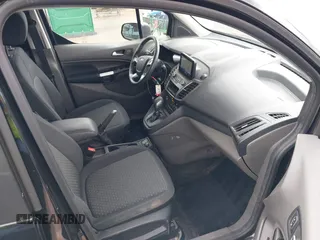 2021 Ford Transit Connect XLT with VIN NM0GS9F27M1500434, listed as a IAAI auction lot 39234991 with 25,883 mi miles and . Bid and sale history available at DreamBid. Image 5.