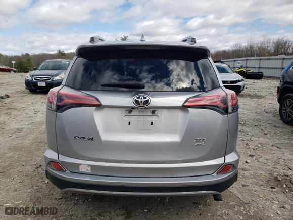 2017 Toyota RAV4 XLE with VIN 2T3RFREV3HW600551, listed as a Copart auction lot 50190985 with 40,828 mi miles and Salvage Title. Bid and sale history available at carsss.com. Image 6.