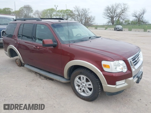 2010 Ford Explorer Eddie Bauer with VIN 1FMEU7EE7AUA59348, listed as a IAAI auction lot 42110547 with 102,306 mi miles. Bid and sale history available at carsss.com. Image 1.