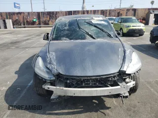 2022 Tesla Model Y Performance z VIN 7SAYGDEF3NF547827, wystawiony jako Copart lot #53151835 z przebiegiem 29 631 mil mil oraz Szkody całkowita. Historia ofert i sprzedaży dostępna na DreamBid. Obrazek 5.