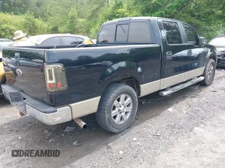 2008 Ford F-150 XLT z VIN 1FTPW12V68FA29247, wystawiony jako IAAI lot #42180501 z przebiegiem 254 032 mil mil oraz . Historia ofert i sprzedaży dostępna na DreamBid. Obrazek 4.